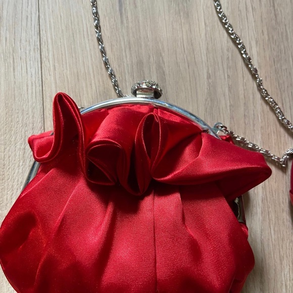 Kelly & Katie pumps with matching purse - Picture 5 of 10